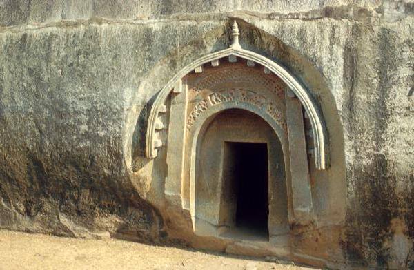 Barabar Caves, Sultanpur